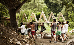 arch03_250x154_crop_478b24840a