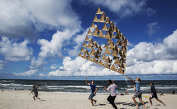 arch04_250x154_crop_478b24840a