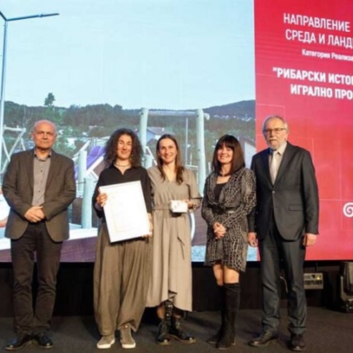 pobeditelite-stroiteli-bg_700x700_crop_478b24840a