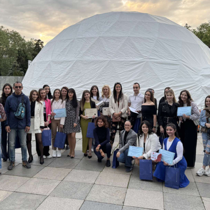 05-nbu_700x700_crop_478b24840a