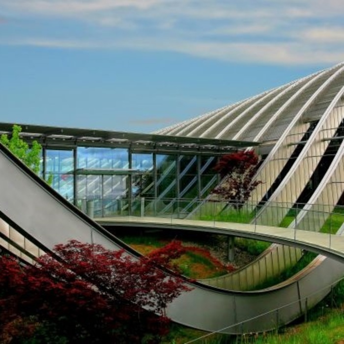 arhitektura-unsplash_700x700_crop_478b24840a