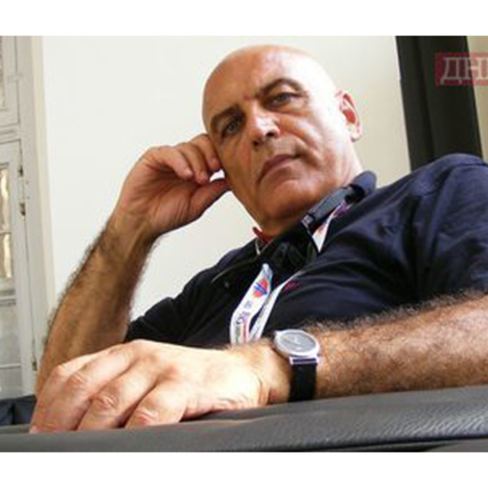 penio-stolarov_700x700_crop_478b24840a