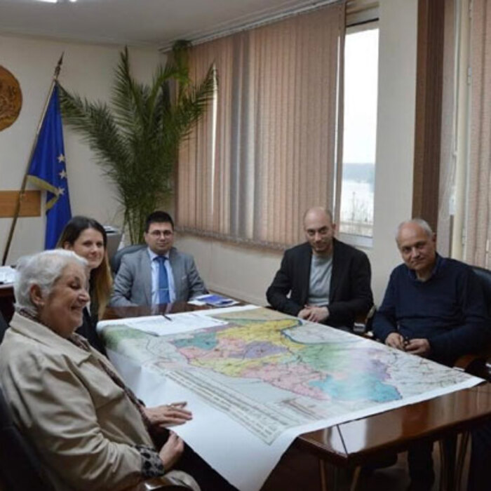 oblastniqt_700x700_crop_478b24840a