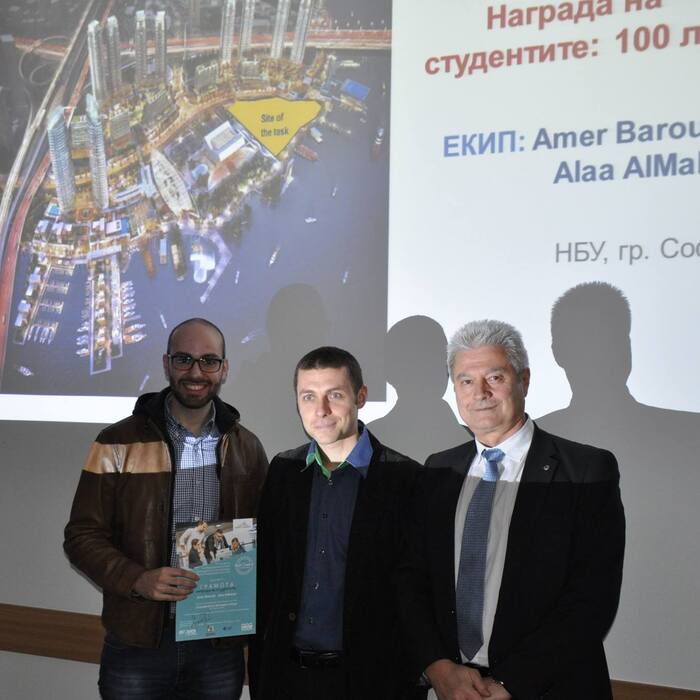 amer-02_700x700_crop_478b24840a