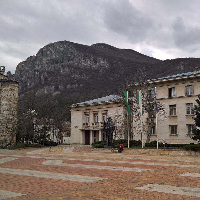 2017-03-20-13-29-03_700x700_crop_478b24840a