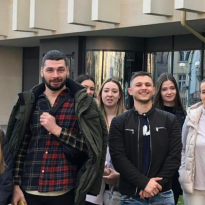 picture2_700x700_crop_478b24840a