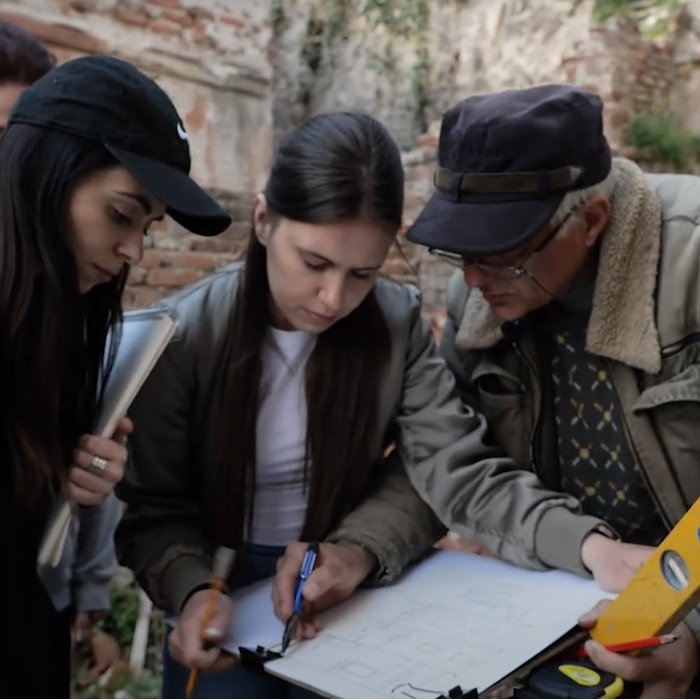 pict-1_700x700_crop_478b24840a