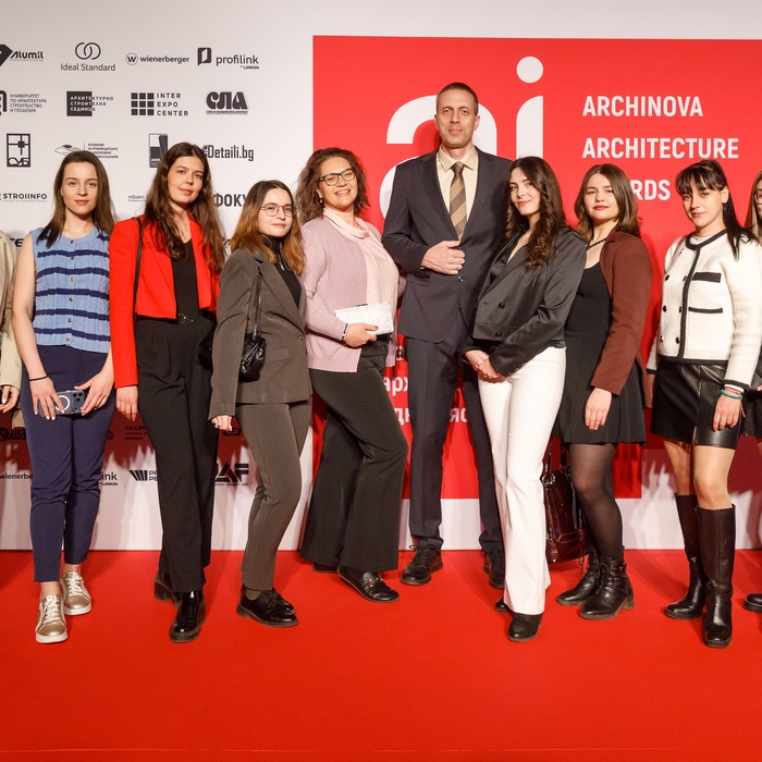 archinova_700x700_crop_478b24840a