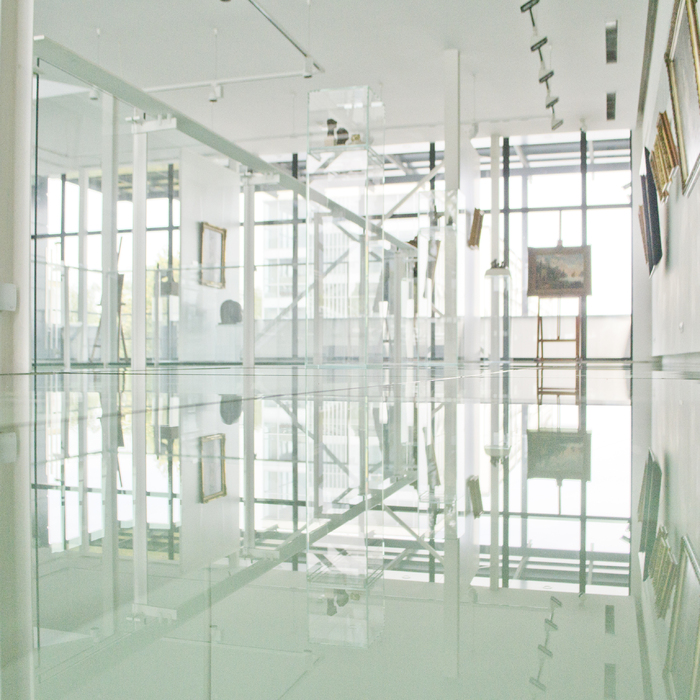 dsc-0042-1_700x700_crop_478b24840a